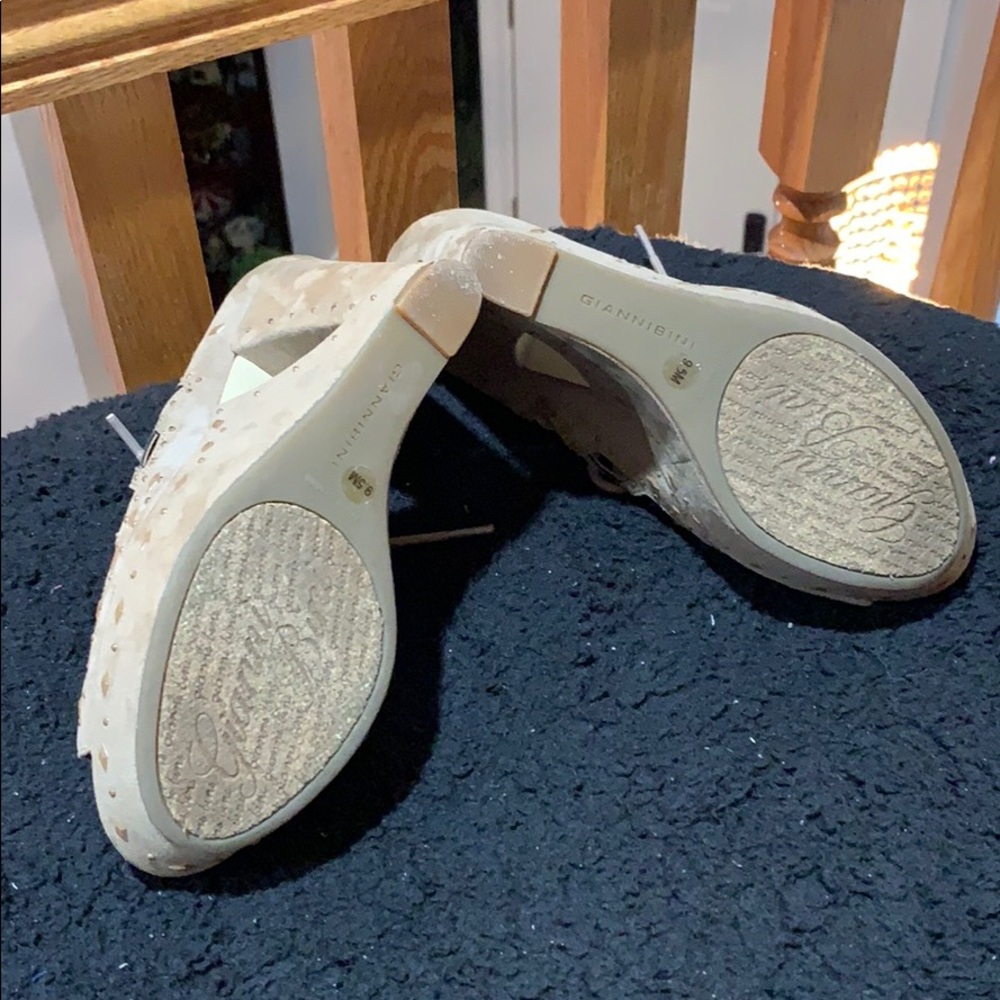 Wedges - Picture 2 of 3